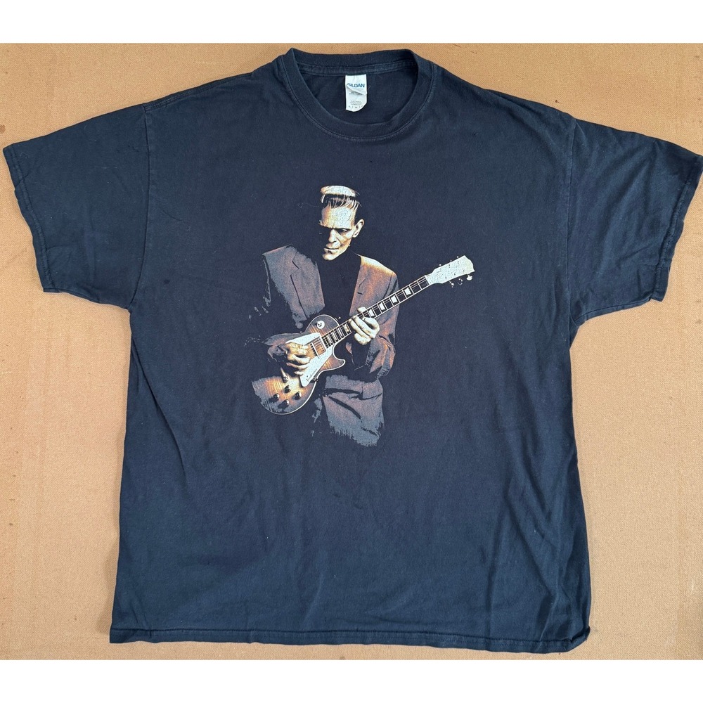 Gildan Frankenstein Guitar Graphic T-Shirt Black XL Short Sleeve Cotton Tee
